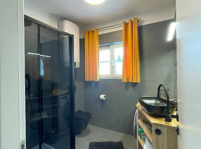 Valkane Apartament *