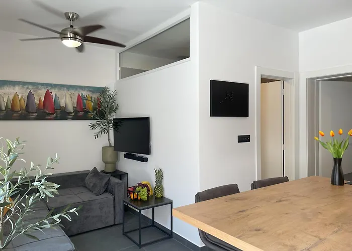Apartament Valkane *