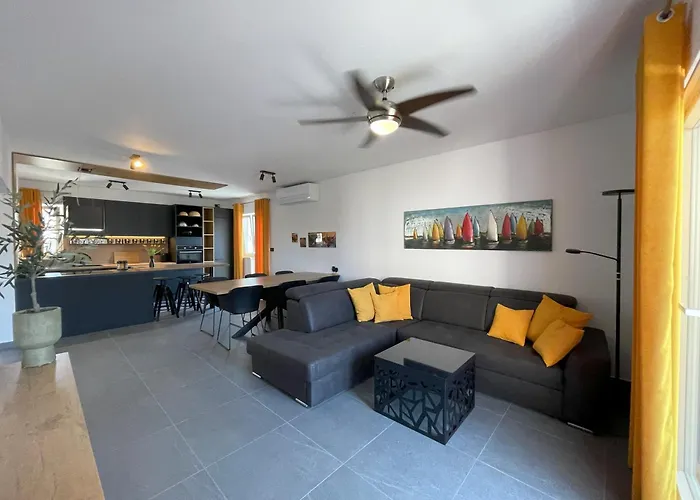 Apartament Valkane Pula