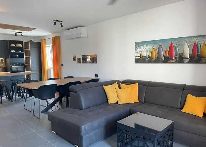 Apartament Valkane Pula