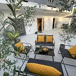 Apartment Valkane *