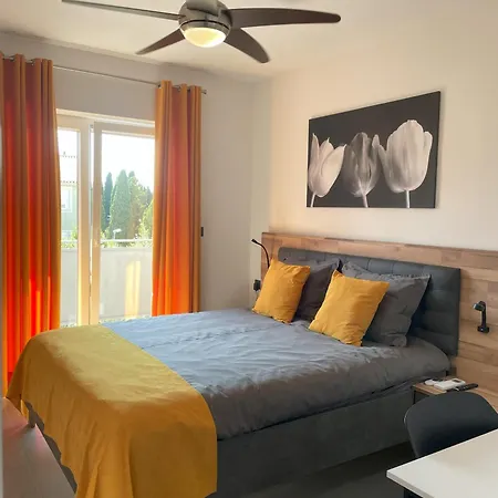 Valkane Apartment