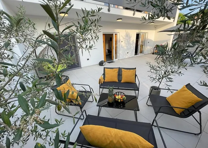 Apartment Valkane *